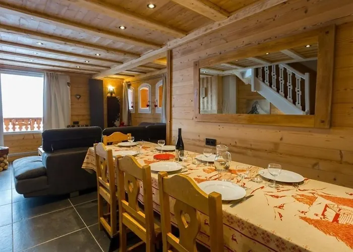 Triplex 12 Pers à - 4 Flocons Or, Cheminée, Wifi, Proche Pistes Et Commerces - Fr-1-637-10 Chalet *