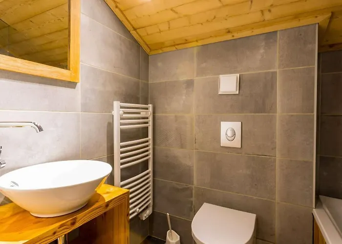 Triplex 12 Pers à - 4 Flocons Or, Cheminée, Wifi, Proche Pistes Et Commerces - Fr-1-637-10