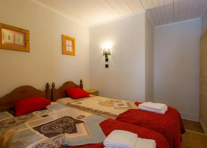 Chalet Triplex 12 Pers à - 4 Flocons Or, Cheminée, Wifi, Proche Pistes Et Commerces - Fr-1-637-10